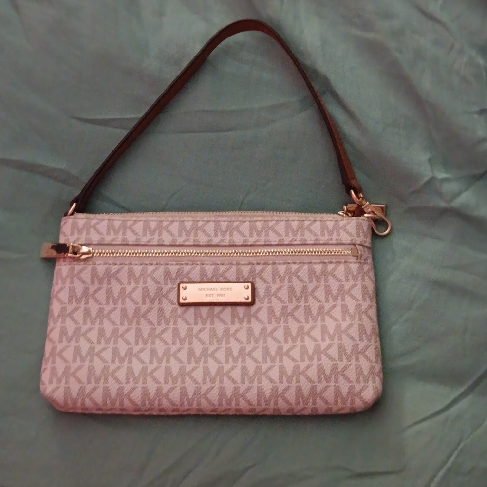 Michael kors large vanilla wristlet